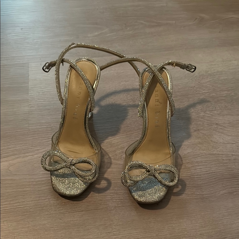 Elegant Women's Silver Heels with Bow Detail